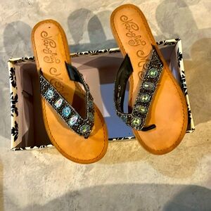 Women’s naughty monkey flip-flops never worn size 8 new without tags